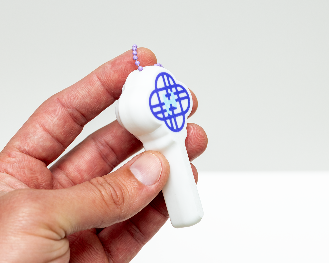 K-Pop Demon Hunters Light Stick Inspired Fidget Clickers Keychain (Huntr/X & Saja Boys Concert Light Stick Design) | MX Switch Fidget Toy